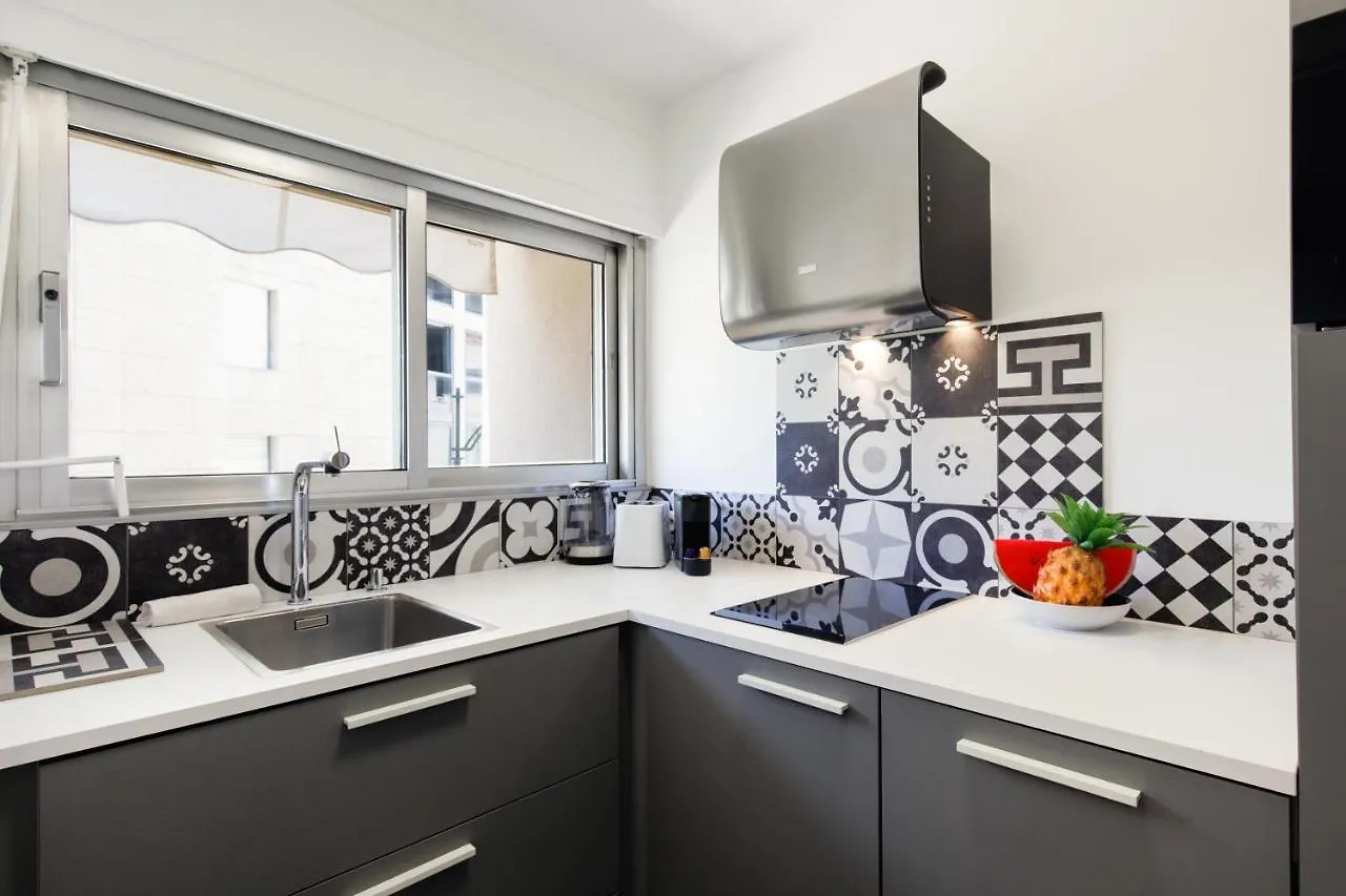 Antares S Yourhosthelper Apartment Cannes 0*,