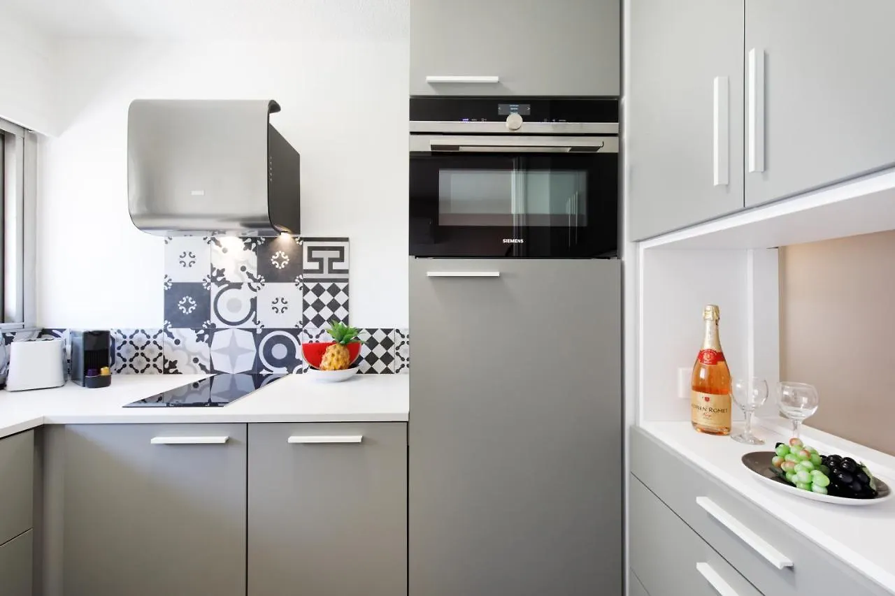 Antares S Yourhosthelper Apartment Cannes
